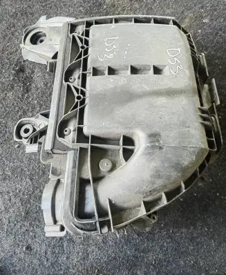 Citroen DS3 Air filter box 9673061080