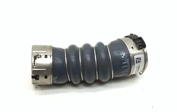 Intercooler hose/pipe