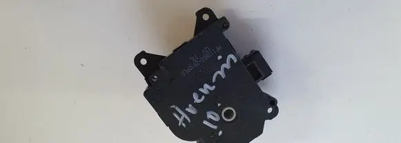 Toyota Avensis T270 A/C air flow flap actuator/motor 