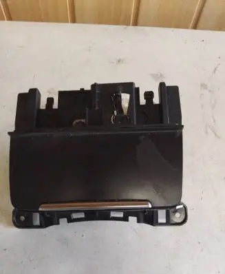 Audi A4 S4 B8 8K Ashtray (front) 8K0857951C