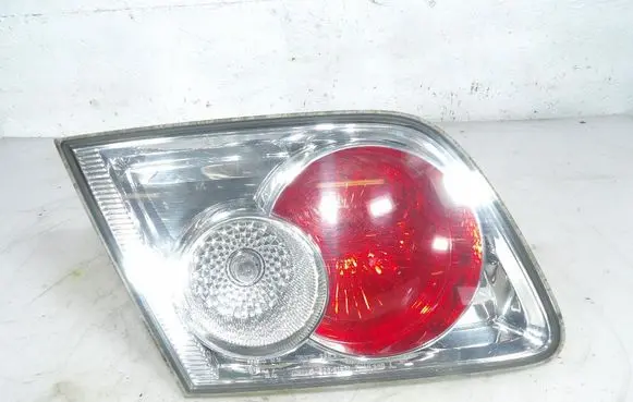 Mazda 626 Rear/tail lights 22661971