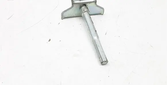 Battery bracket