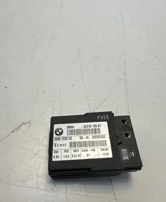 BMW 5 F10 F11 Seat belt adjustment motor 9216128 000595363 00401838