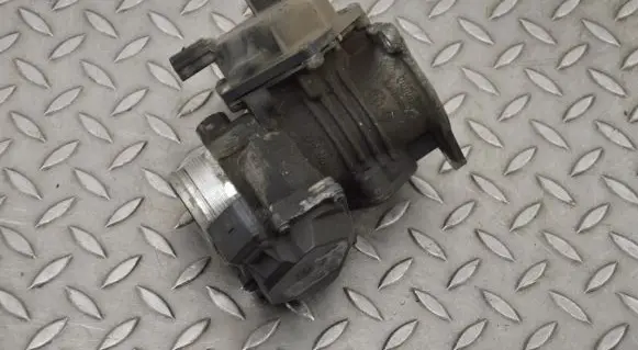 Volkswagen Crafter Throttle valve 03L128063S