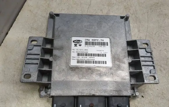Citroen C3 Engine control unit/module 9645989480 16634044 9646570280