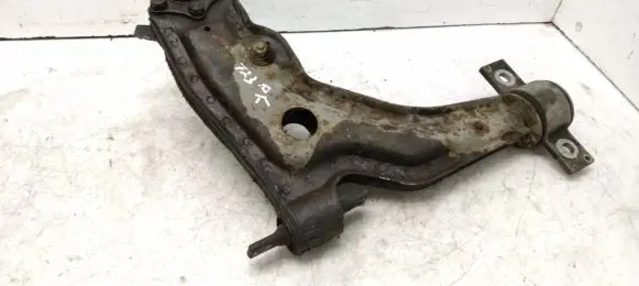 Front lower control arm/wishbone