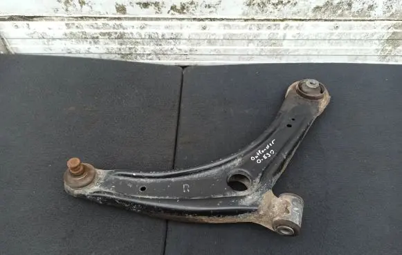 Mitsubishi Outlander Front lower control arm/wishbone
