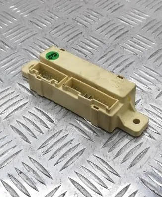 Hyundai i30 Door central lock control unit/module 919402H130 11072N AK8154