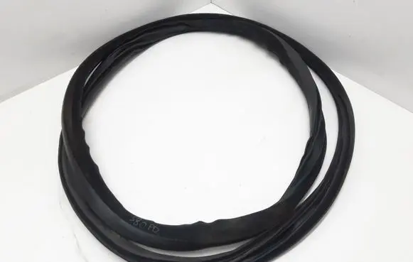 Volvo S80 Front door rubber seal