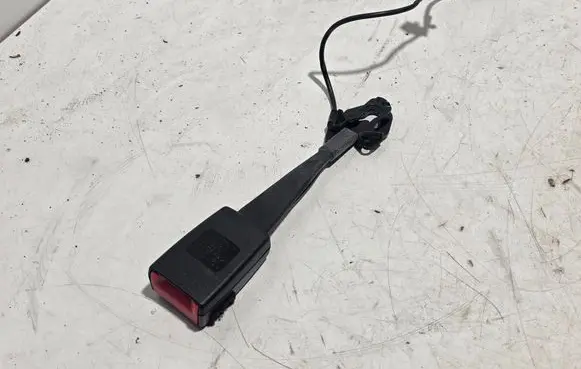 Audi A4 S4 B8 8K Front seatbelt buckle 8K0857755F