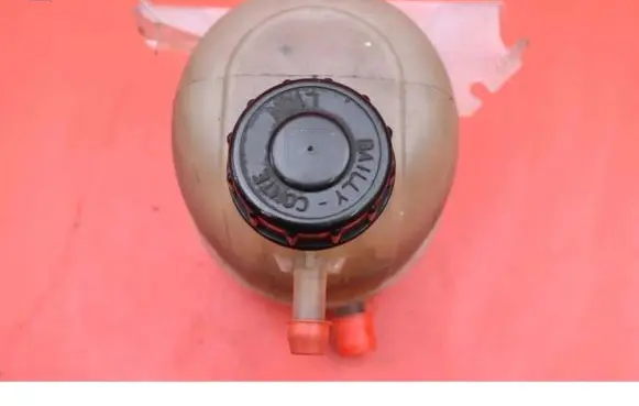 Renault Thalia I Coolant expansion tank/reservoir 8200686355