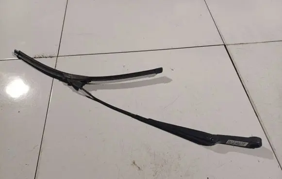 Land Rover Freelander Front wiper blade arm