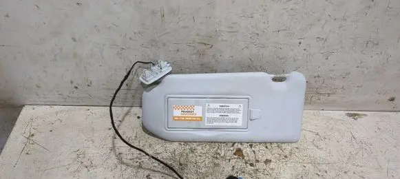 Peugeot 508 Sun visor