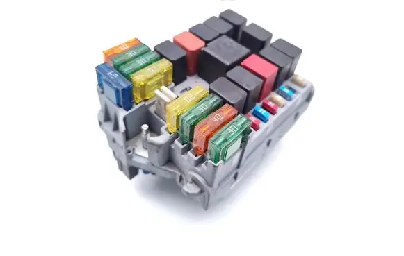 Iveco Daily 35.8 - 9 Fuse module 69501171