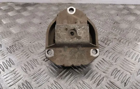 Jeep Grand Cherokee Gearbox mount 68103111AB