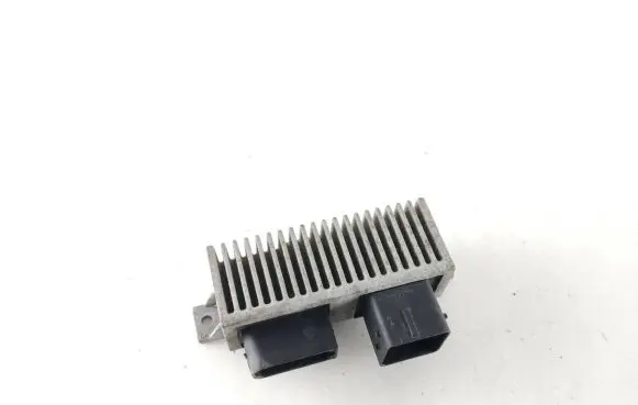 Opel Vivaro Glow plug pre-heat relay 271206395R