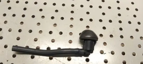 Toyota RAV 4 (XA30) Rear window washer spray nozzle 
