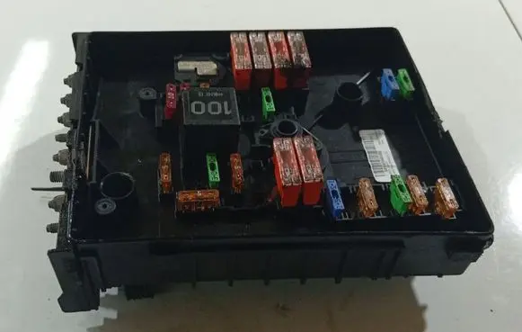 Skoda Octavia Mk2 (1Z) Fuse box set 1K0937125A