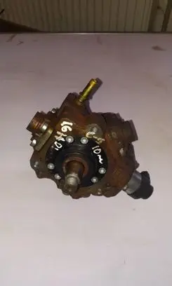 Citroen C5 Fuel injection high pressure pump 0445010102