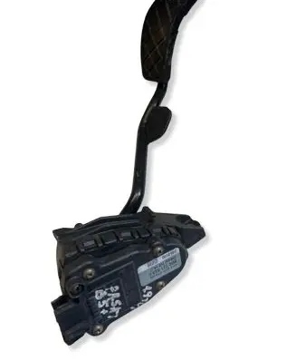 Volkswagen PASSAT B5 Accelerator throttle pedal 6PV00777009 8D2721523E