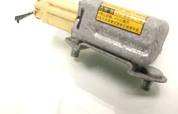 Toyota Prius (XW20) Airbag deployment crash/impact sensor 8986047040 1879000892