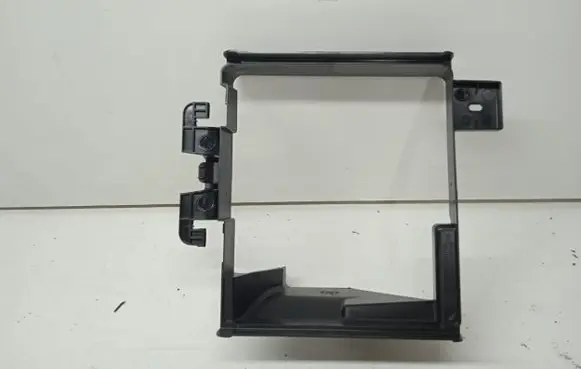 Peugeot 5008 II Intercooler air channel guide 9810617180