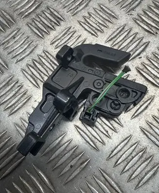Mercedes-Benz E A207 Convertible roof lock/latch 