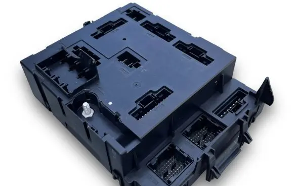 Smart ForTwo II Central body control module A4515401650