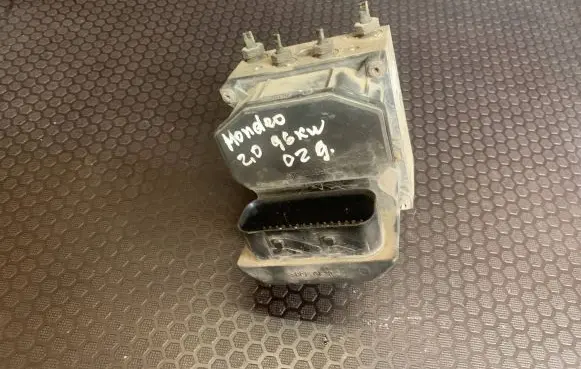 Ford Mondeo Mk III ABS Pump 0265800007