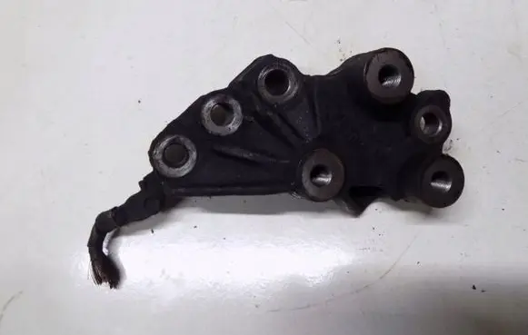 Honda CR-V Engine mount bracket 123hj876xnb21
