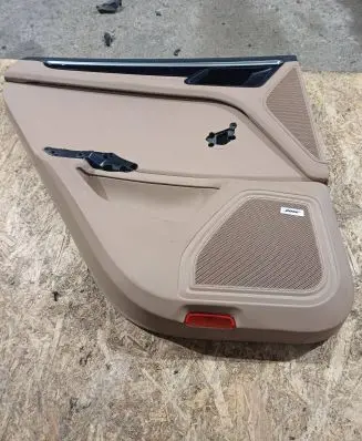 Porsche Macan (95B) Rear door card panel trim 95B887211 T95B008 A000168
