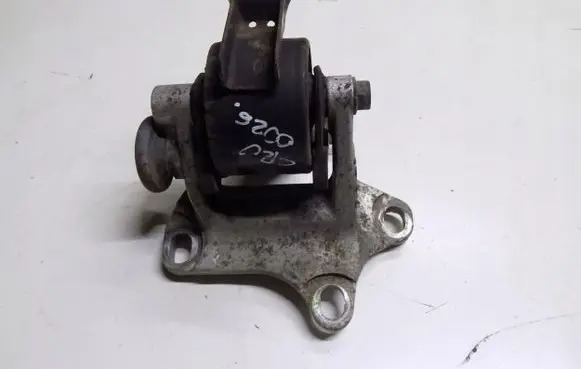 Honda CR-V Engine mounting bracket K20A4