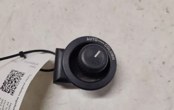 Jaguar XF X250 Steering wheel adjustment switch 2R836465CA 03930345