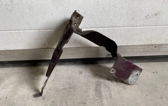 Audi 80 90 S2 B4 Side radiator support slam panel 