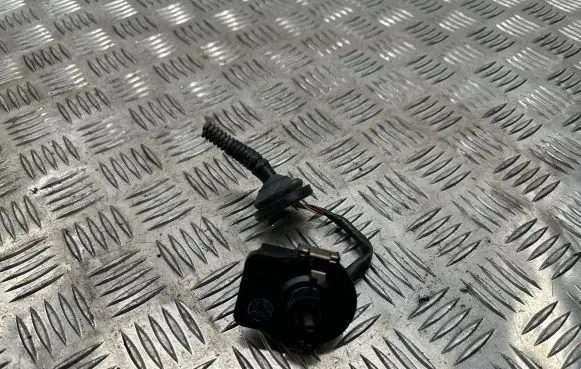Lexus GS 300 350 430 450H Air suspension front height level sensor 8924130040