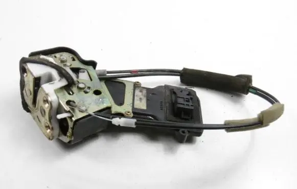 Mazda 6 Rear door lock