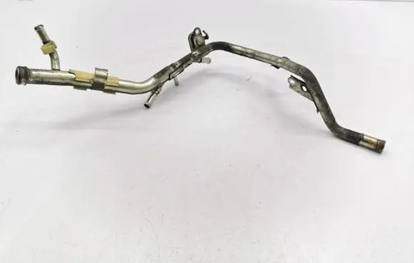 Toyota Auris E180 Engine coolant pipe/hose