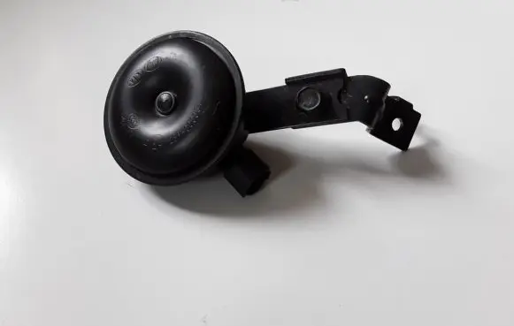 Hyundai Ioniq Horn signal E428R000034