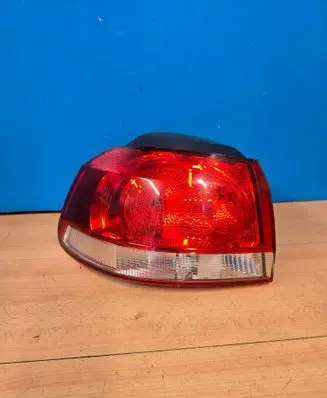 Volkswagen Golf VI Rear/tail lights 5K0945111 8907856