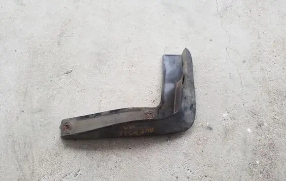 Toyota Avensis T220 Front mudguard 766205020