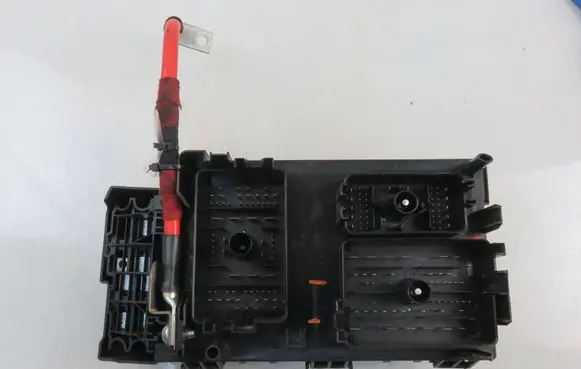 Opel Astra J Central body control module C11000139