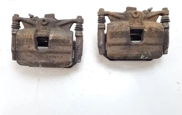 Skoda Octavia Mk3 (5E) Front brake caliper