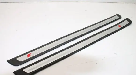 Audi A5 8T 8F sill trim set (inner) 8T0853374 8T0853373