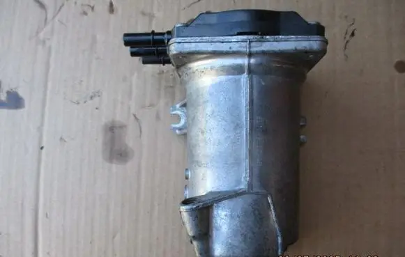 Peugeot 607 Fuel filter housing 5U3Q9155AF