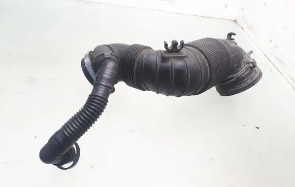 Skoda Yeti (5L) Air intake hose/pipe 3C0129654P