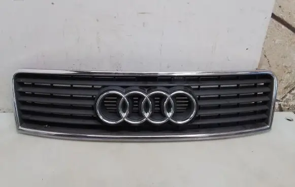 Audi A6 S6 C5 4B Front bumper upper radiator grill