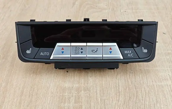 BMW 8 G16 Climate control unit 9462515