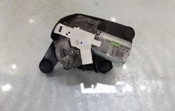 Citroen C3 Picasso Rear window wiper motor 9683238880