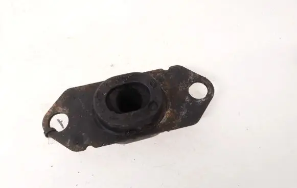Nissan Primera Engine mount bracket 8200042455