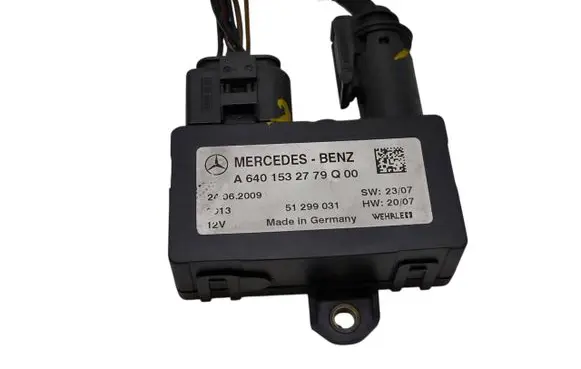Mercedes-Benz B W245 Glow plug pre-heat relay A6401532779 51299031